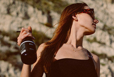 Gera plaukų ir kūno priežiūra – kaip susidoroti su riebiu plaukų ir odos tipu?