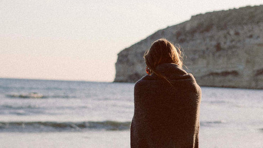 Rudens plaukų priežiūros ritualas: ką naudoti, kad plaukai nelūžinėtų?