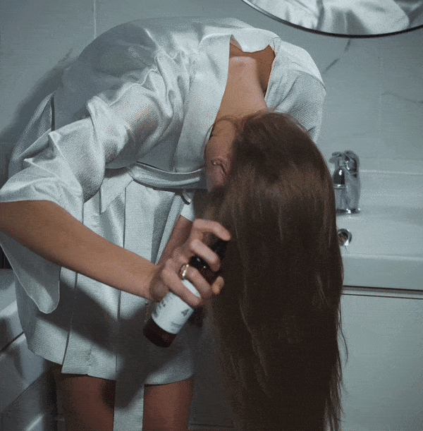 Kondicionierius purškiamas, nenuplaunamas su apsauga nuo UV ir karščio